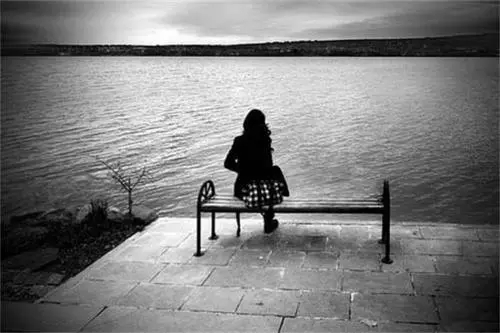 伤感的句子说说心情