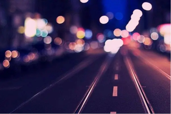 不主动惹事但也不怕事的说说句子