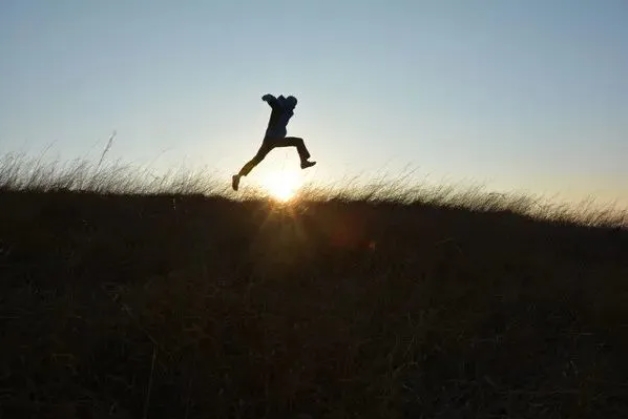 工地朋友圈说说的好句子